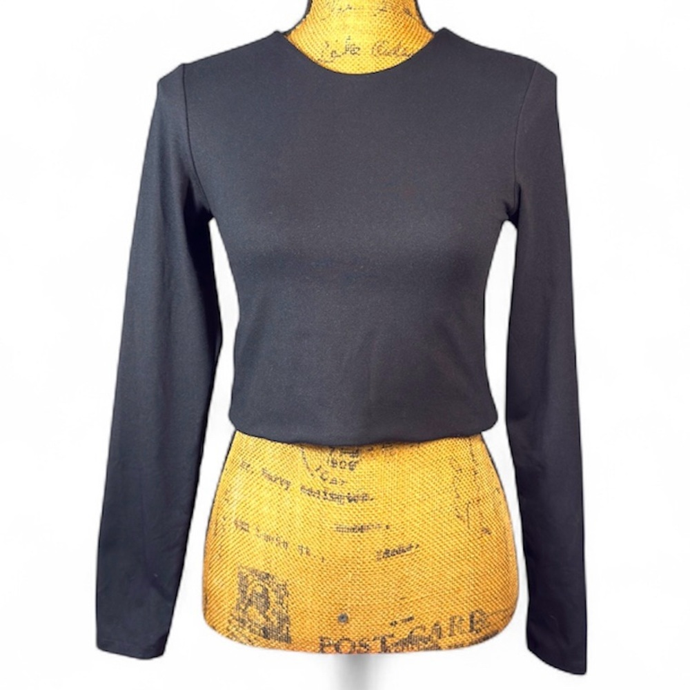 Hunter & Brown cropped long sleeve shirt Women’s size large | tt